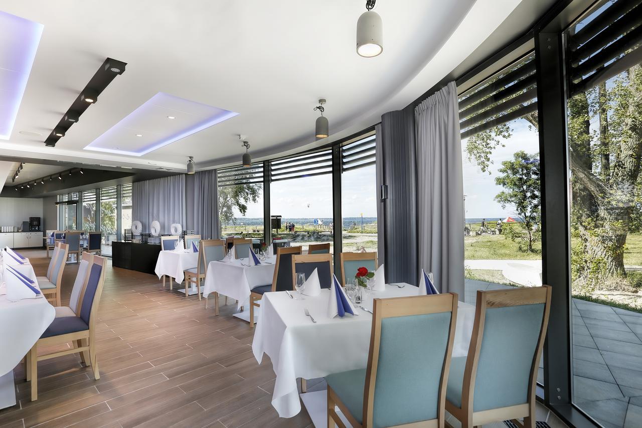 Hotel Skipper Rewa Exteriör bild