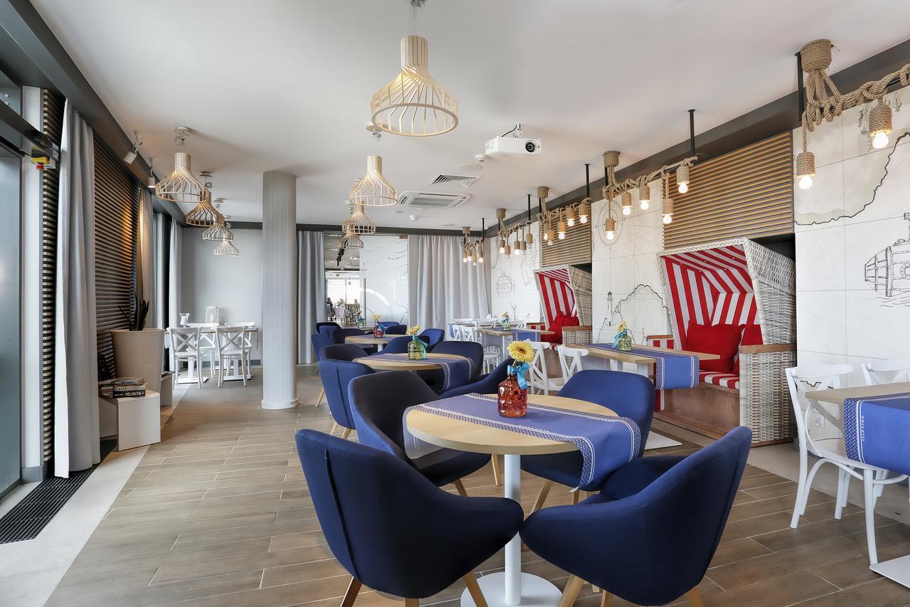 Hotel Skipper Rewa Exteriör bild