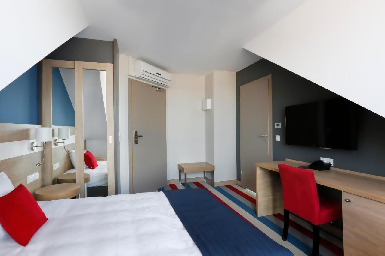 Hotel Skipper Rewa Exteriör bild
